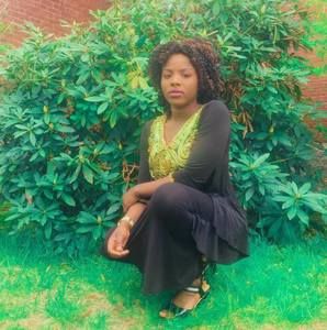 Meet your Posher, Julienne